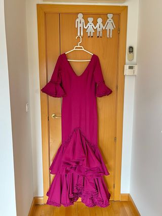 Traje de flamenca color Buganvilla