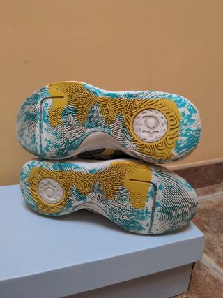 Baloncesto NIKE KD Trey 5 X,