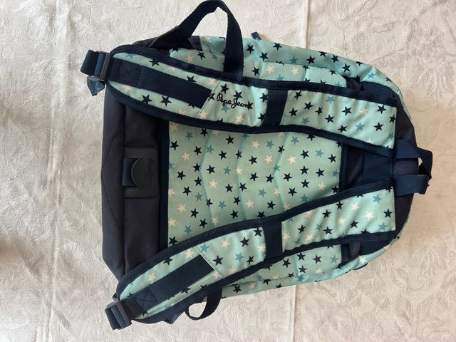 Mochila infantil con estuche