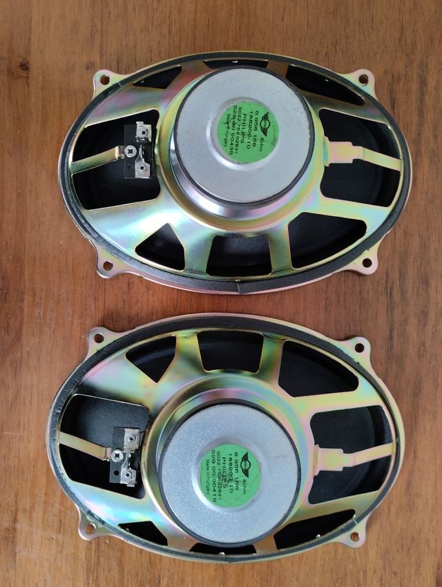 Mini r50. Altavoces traseros