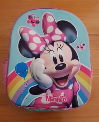 Mochila Minnie con relieve.