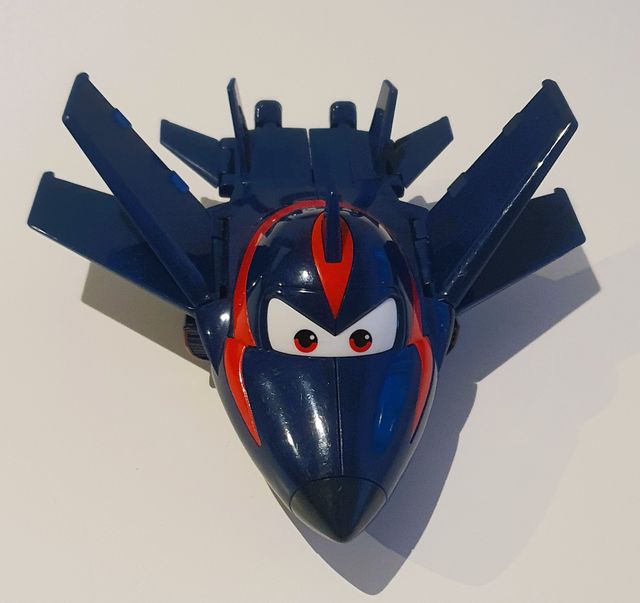 Figura Jett de Los SuperWings