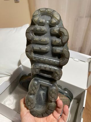 NIKE AIR VAPORMAX FLYKNIT 41