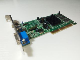 Tarjeta Grafica ATI Radeon 7000 64M TVO