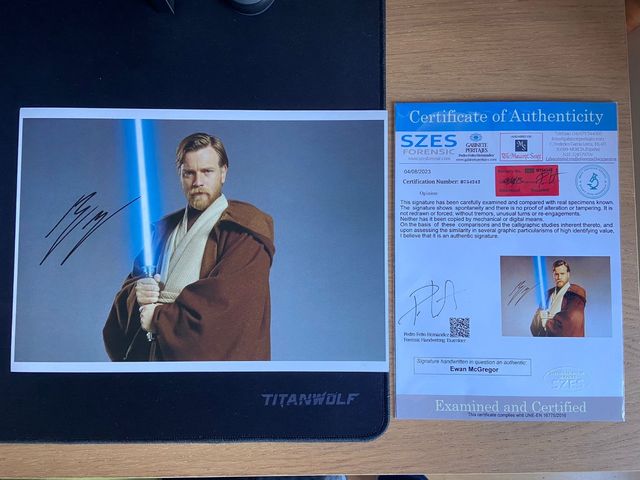 Ewan Mcgregor firmado como Obi-Wan kenobi