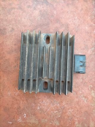 Regulador para quad Suzuki 700