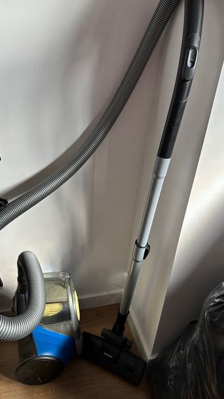 Philips Aspirador sin Bolsa Serie 2000 XB2125/09