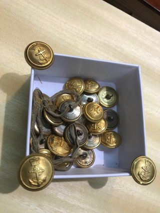 Botones antiguos marino