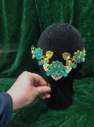 peineta/ tocado de cristales verde