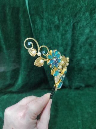 peineta/ tocado de cristales verde