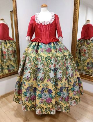 TRAJE DE FALLERA 