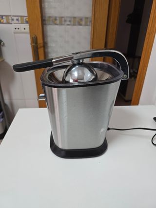 Exprimidor de naranja y limon