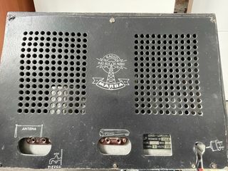 Radio de valvulas modelo MM de 1952