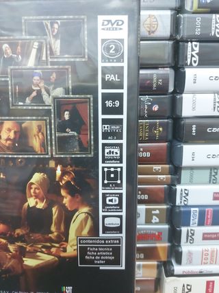 Pelicula LA JOVEN DE LA PERLA