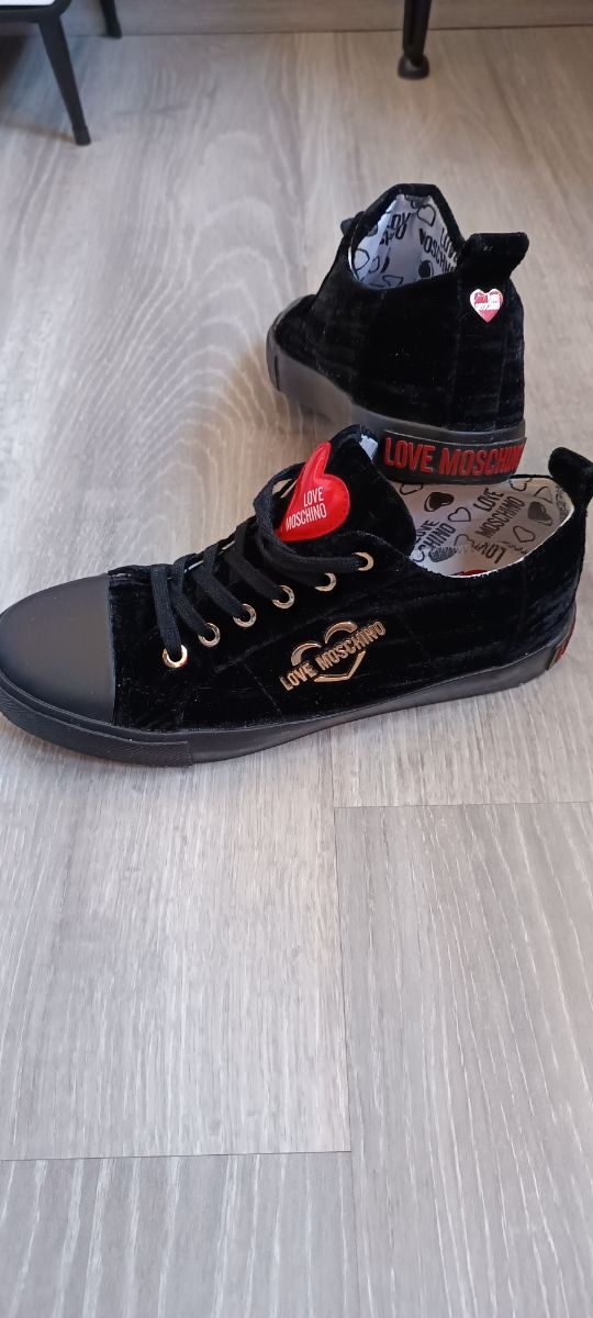 Zapatillas Love Moschino