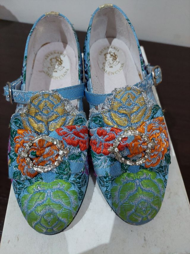 Scarpe Fallera per ragazze