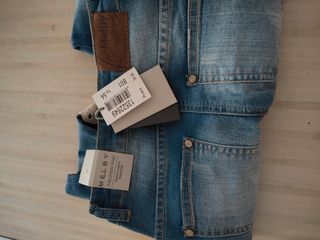 Pantalone jeans.estivo bimba 5anni