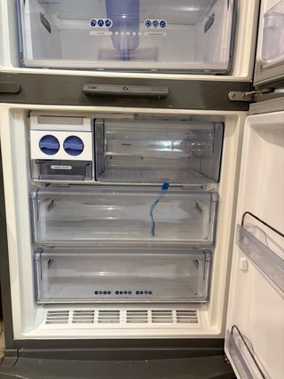 Frigorifico Whirpool inox combi 70 cm