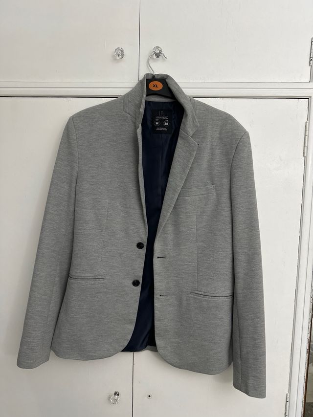 Americana elegante gris