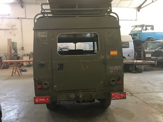 Land Rover Militar  1983