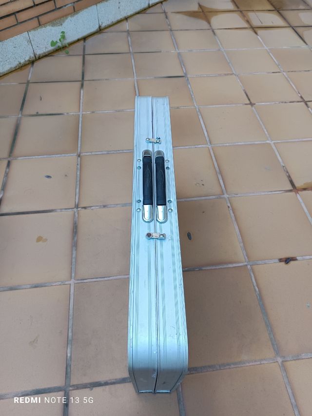 Mesa desplegable en buen estado