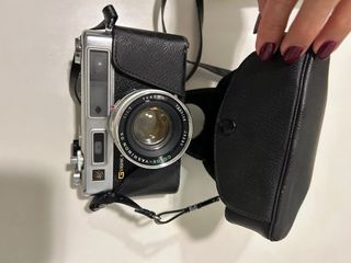 Cámara de fotos vintage Yashika