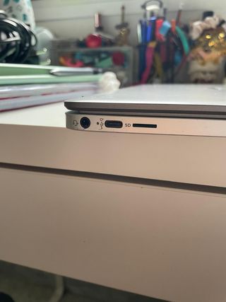 Computer Chromebook HP con caricabatterie