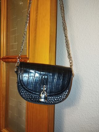 Bolso cadena Stradivarius 