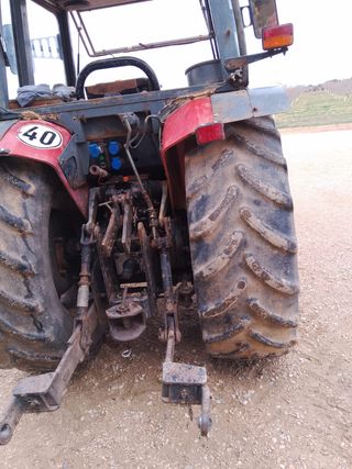 CASE IH. Tractor frutero La Roda (Albacete).