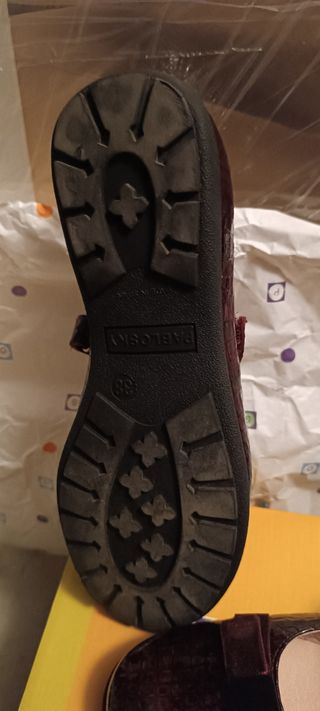 Merceditas pablosky 1 solo uso talla 38