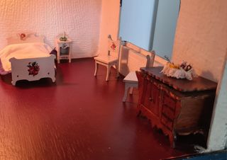 Casita de muñecas antigua 14