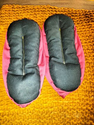 Alpargatas térmicas. Rellenas de semilla