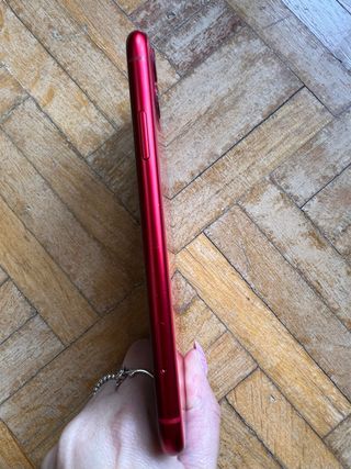 Iphone 11 en Rojo 64GB