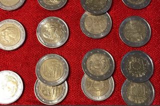Lote monedas de 2 euros raras. Coleccionistas!!