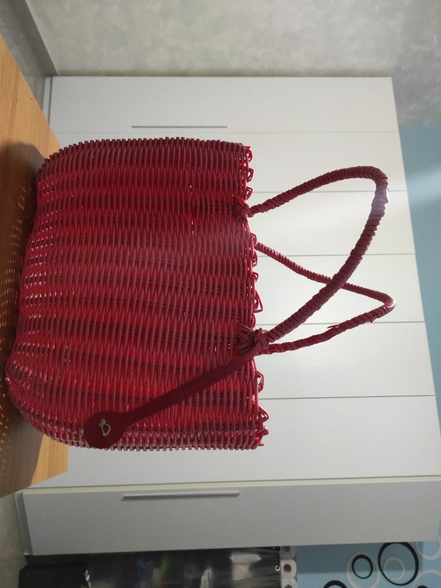 Borsa in plastica intrecciata carpisa