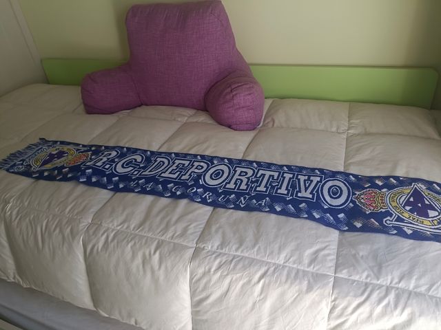 SCIARPA SPORTIVA DI LA CORUÑA. INUTILIZZATO