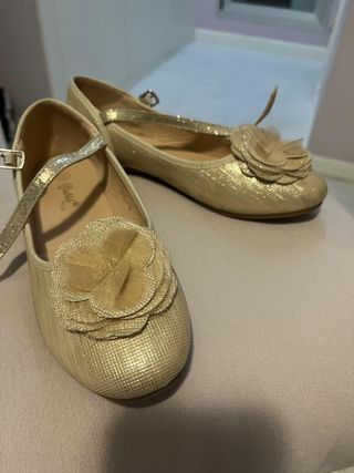 Zapatos estilo bailarina para niña