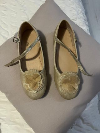 Zapatos estilo bailarina para niña