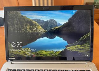 Portatil Toshiba Kira 11”