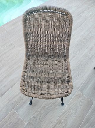 Silla ratán completamente nueva