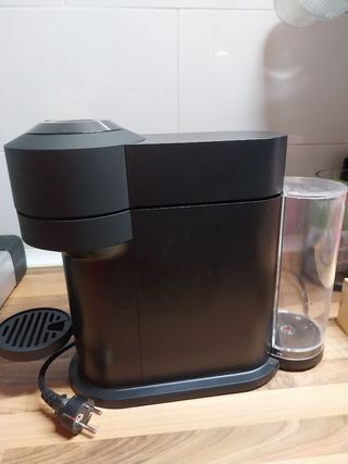 Cafetera nespresso vertuo