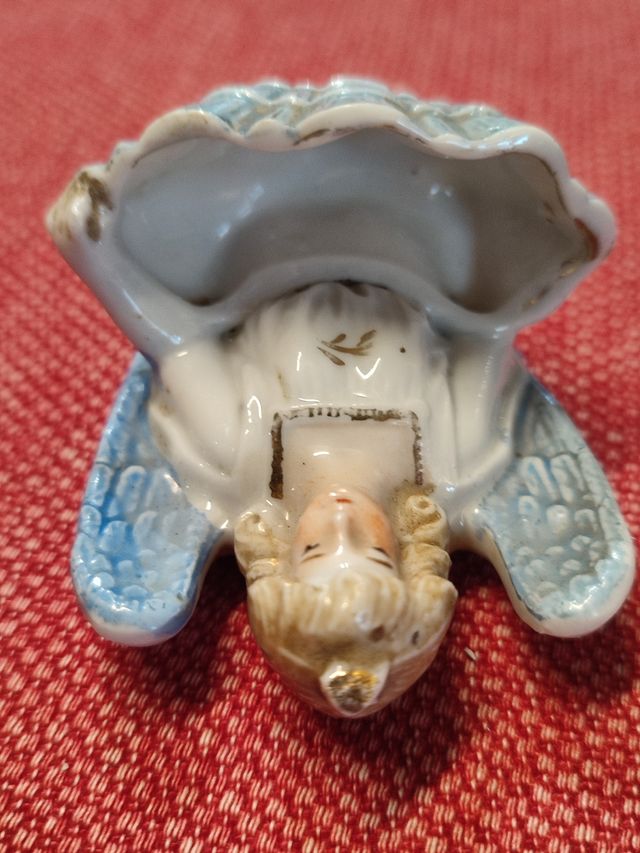 Acquasantiera epoca porcellana bisquit Acquasanti