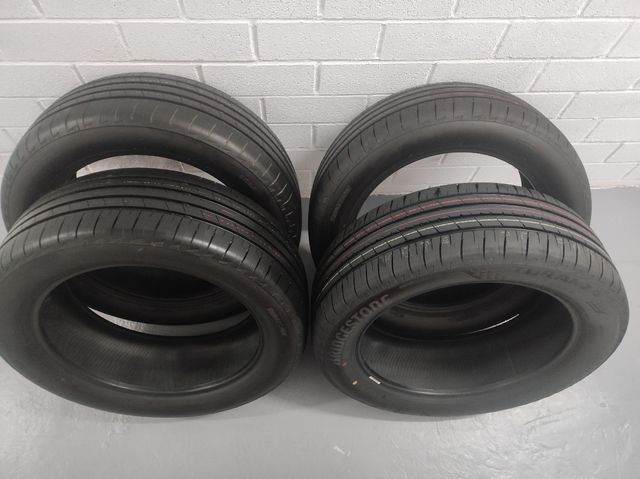 215-55 r18 brigestone