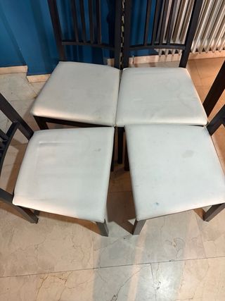 Mesa comedor y 4 sillas