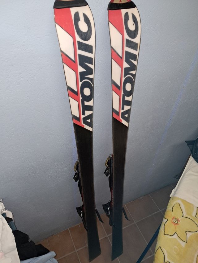 Skis atomic 160cm