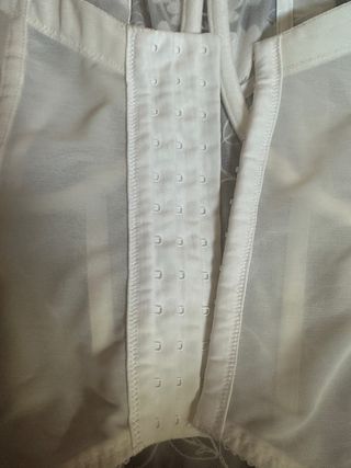 Corset / Sujetador hasta cintura 110G