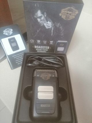 Máquina de Barbear Roadster