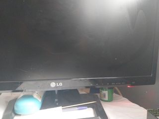TV LG full hd m2452d