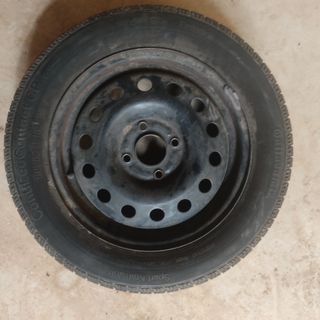 Neumatico Continental con llanta