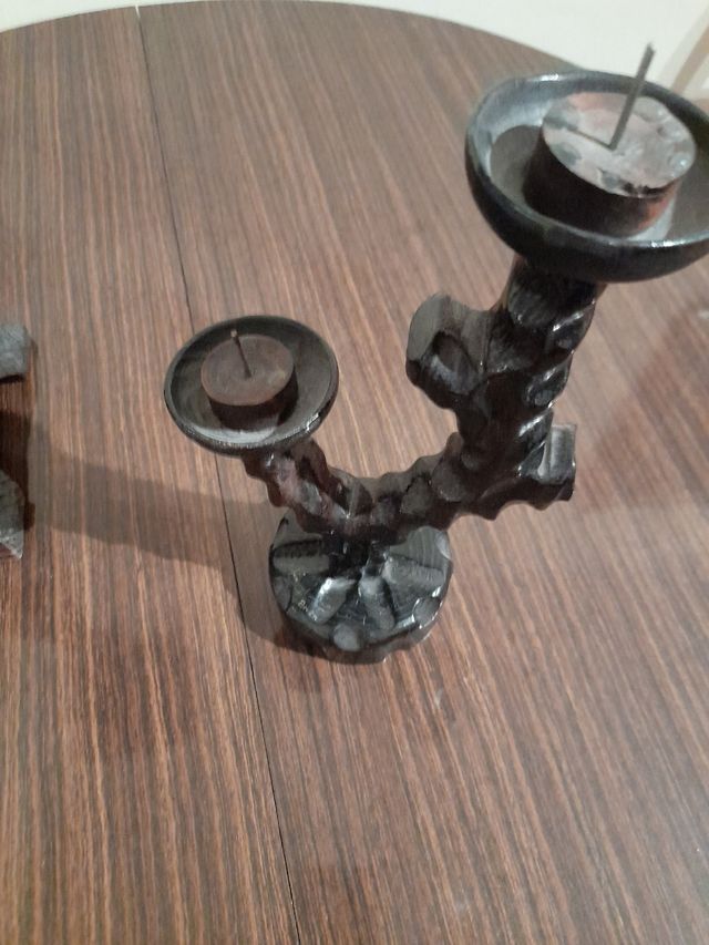 Posacenere in legno intagliato